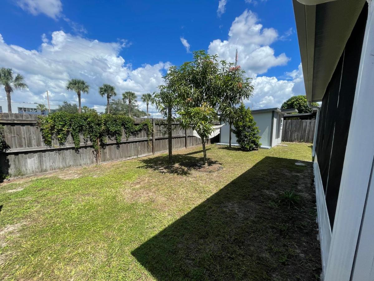 Cozy 3 Bedroom Home Close To Everything In Tampa! ภายนอก รูปภาพ