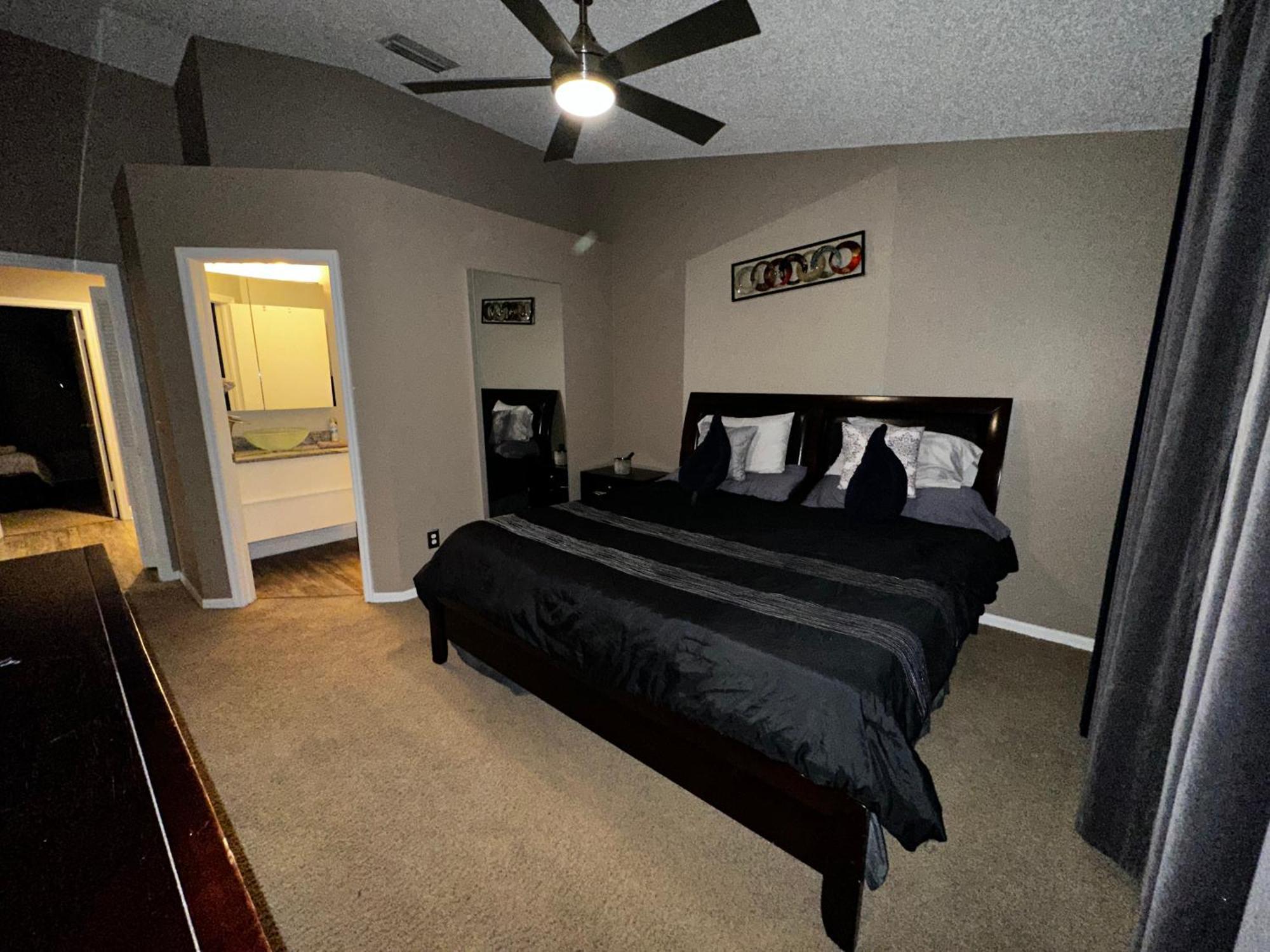 Cozy 3 Bedroom Home Close To Everything In Tampa! ภายนอก รูปภาพ