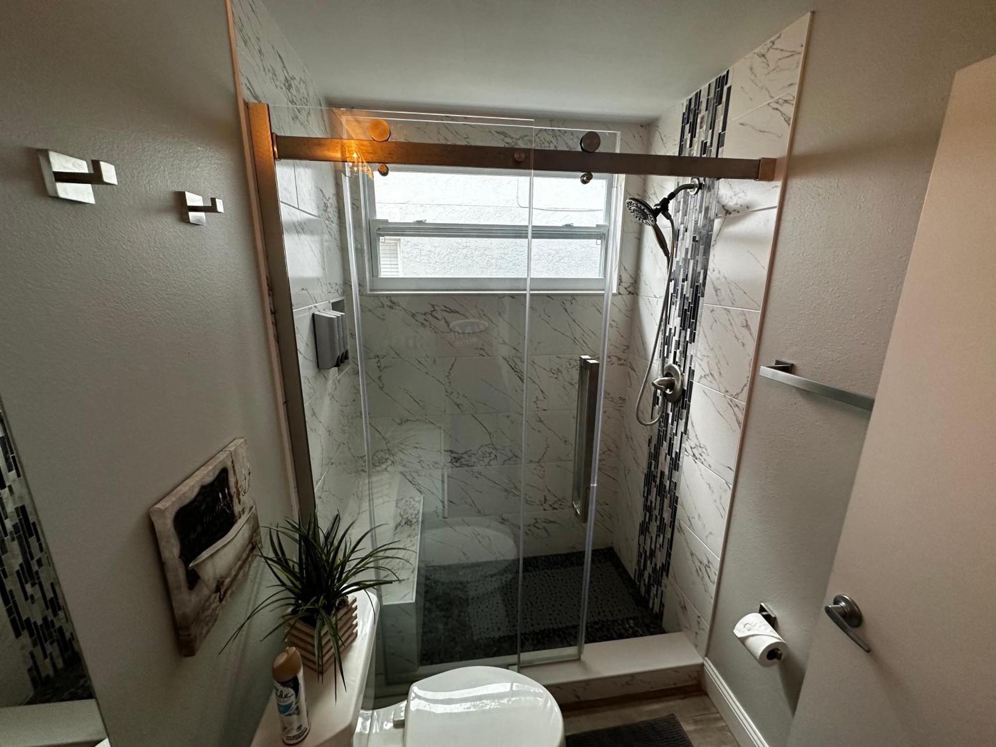 Cozy 3 Bedroom Home Close To Everything In Tampa! ภายนอก รูปภาพ