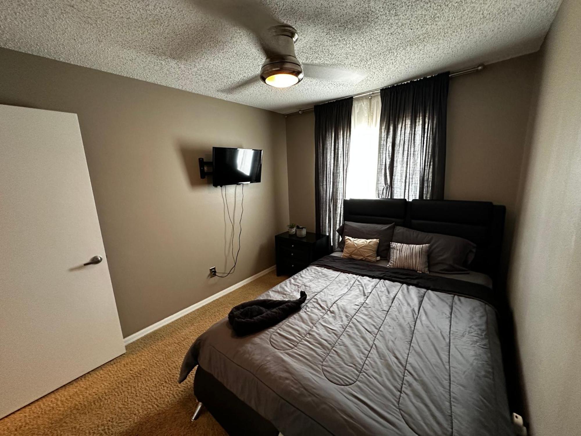 Cozy 3 Bedroom Home Close To Everything In Tampa! ภายนอก รูปภาพ